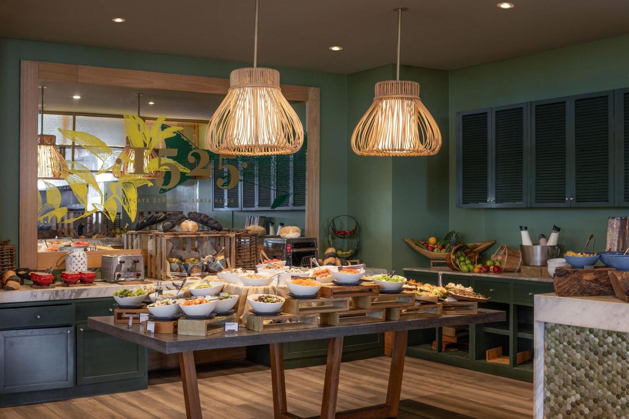 Santa Marta Marriott Resort Playa Dormida Exterior foto The Kitchen
