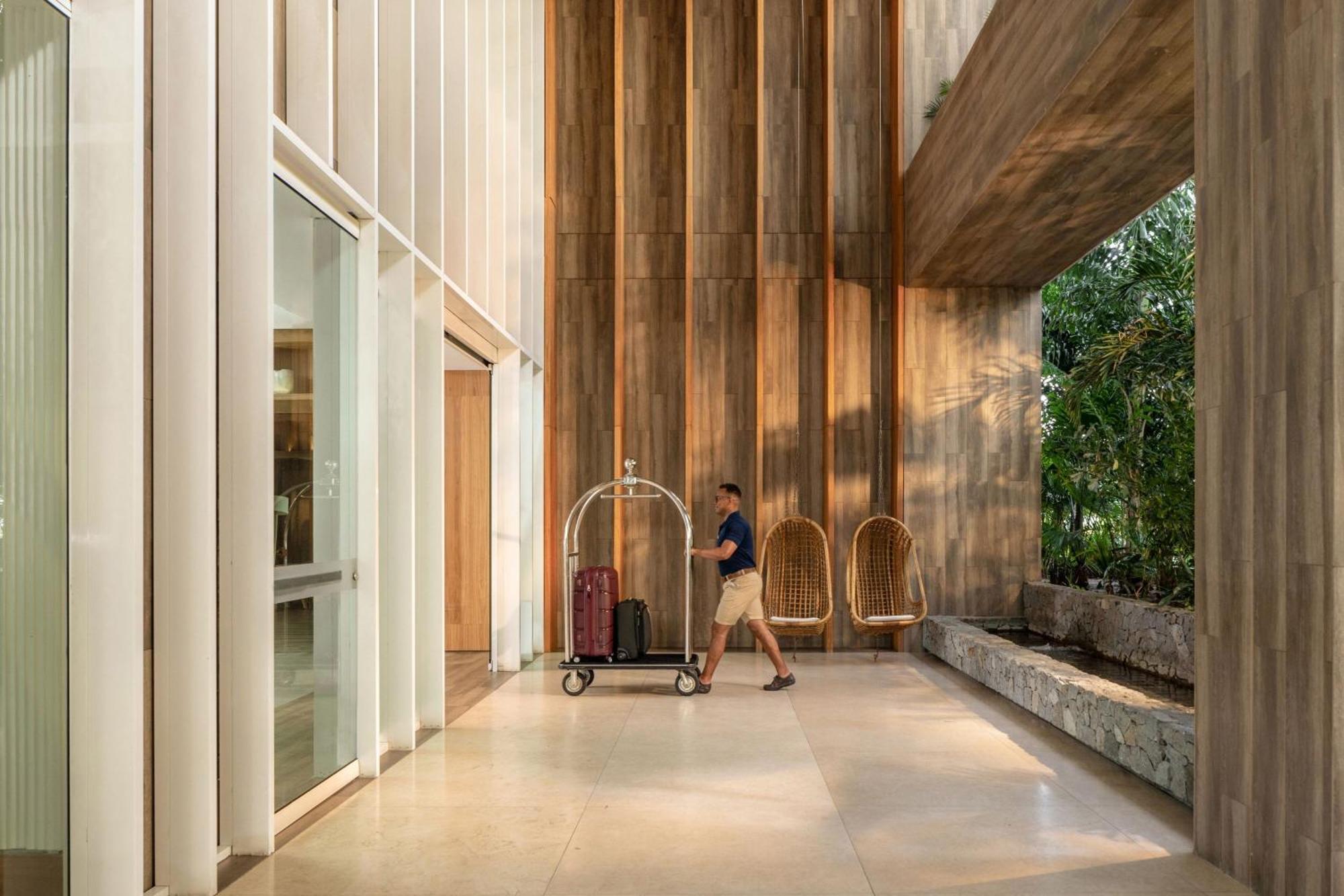 Santa Marta Marriott Resort Playa Dormida Exterior foto The hotel lobby
