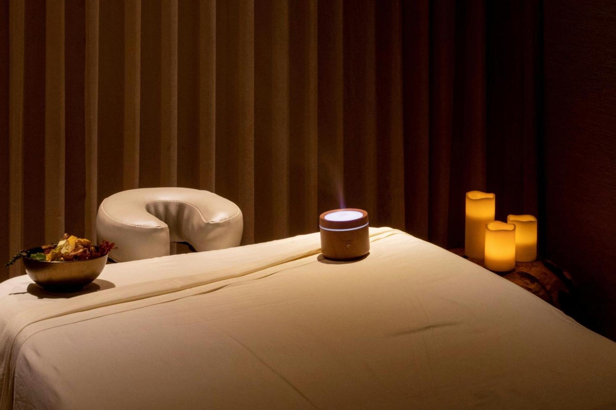 Santa Marta Marriott Resort Playa Dormida Exterior foto A massage table